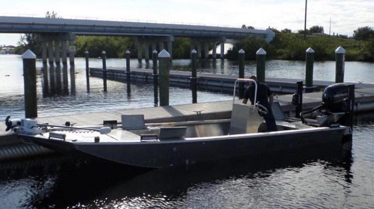 Bay Boats 50
