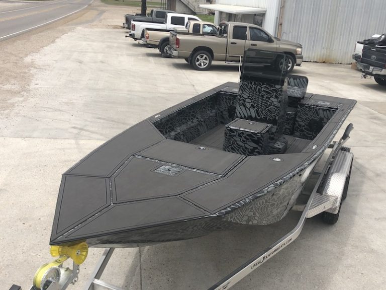 Bay Boats 72