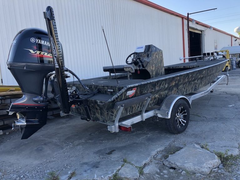 Bay Boats 76