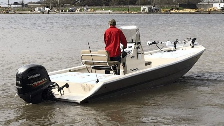 Bay Boats 79