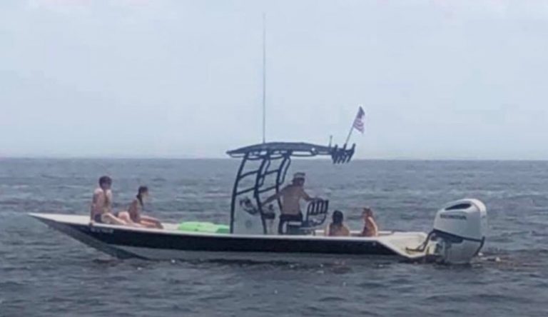 Bay Boats 35