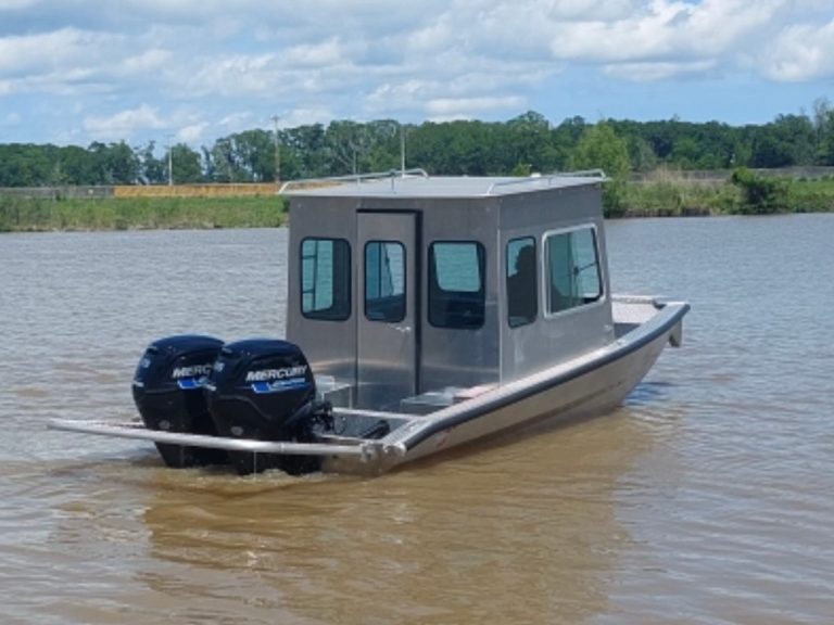 Workboats 26