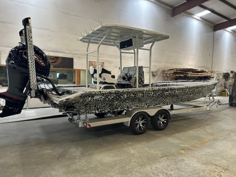 Bay Boats 23