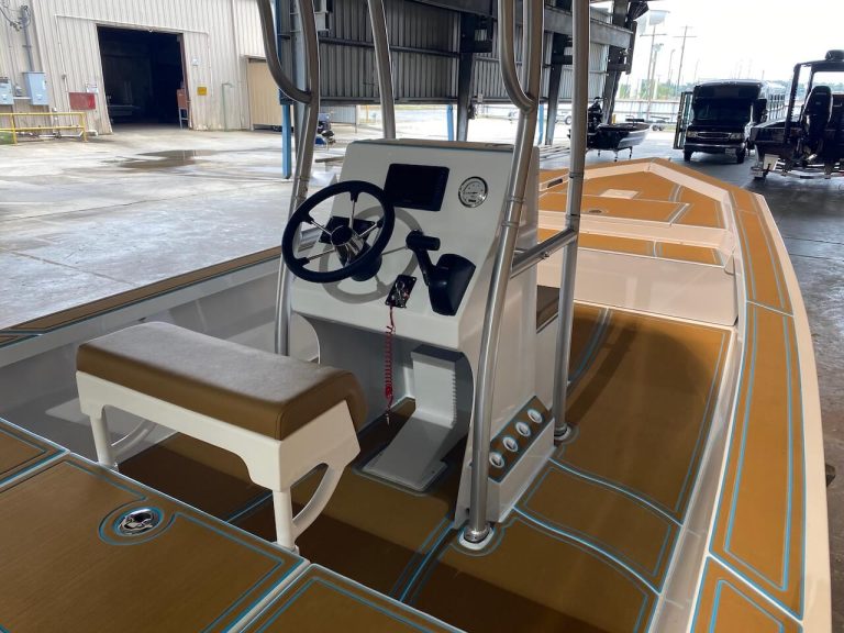 Bay Boats 21