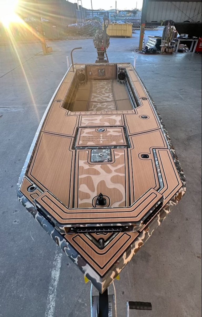 Duck Hunting Boats 30