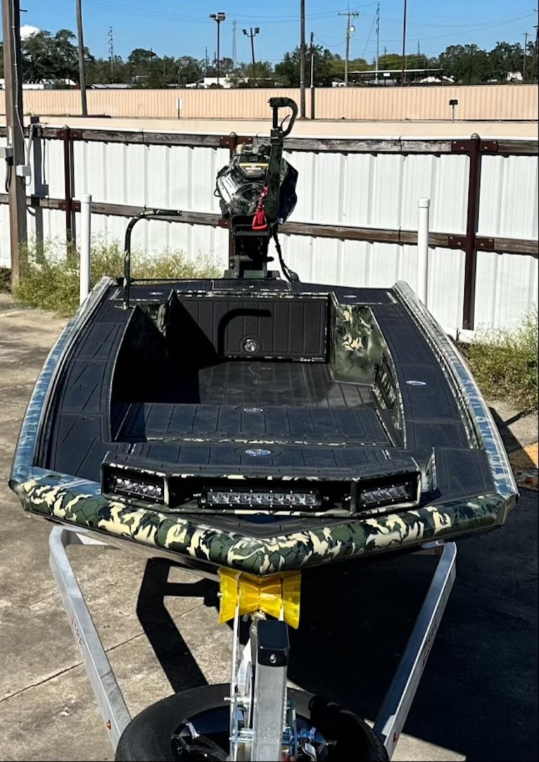 Duck Hunting Boats 27