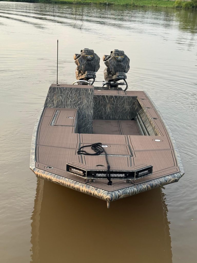 Duck Hunting Boats 18