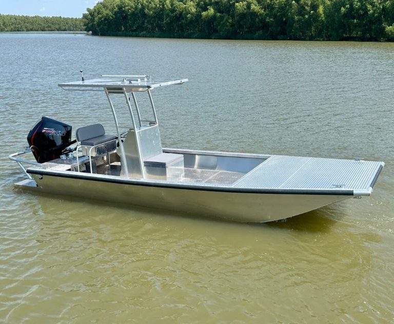 Government Boats 31