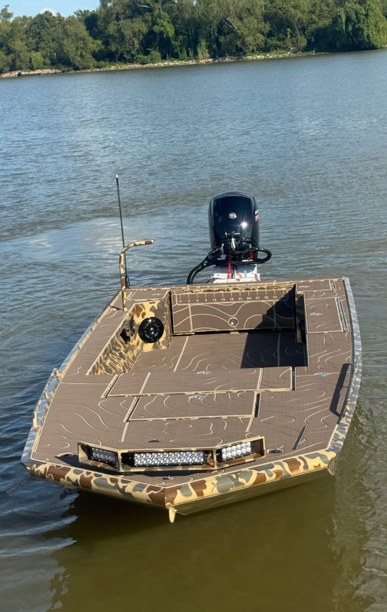 Duck Hunting Boats 14