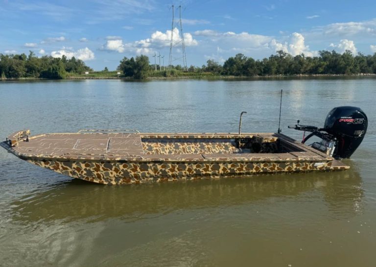 Duck Hunting Boats 15
