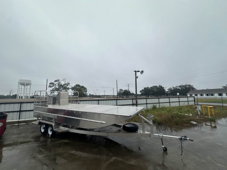 Government Boats 17